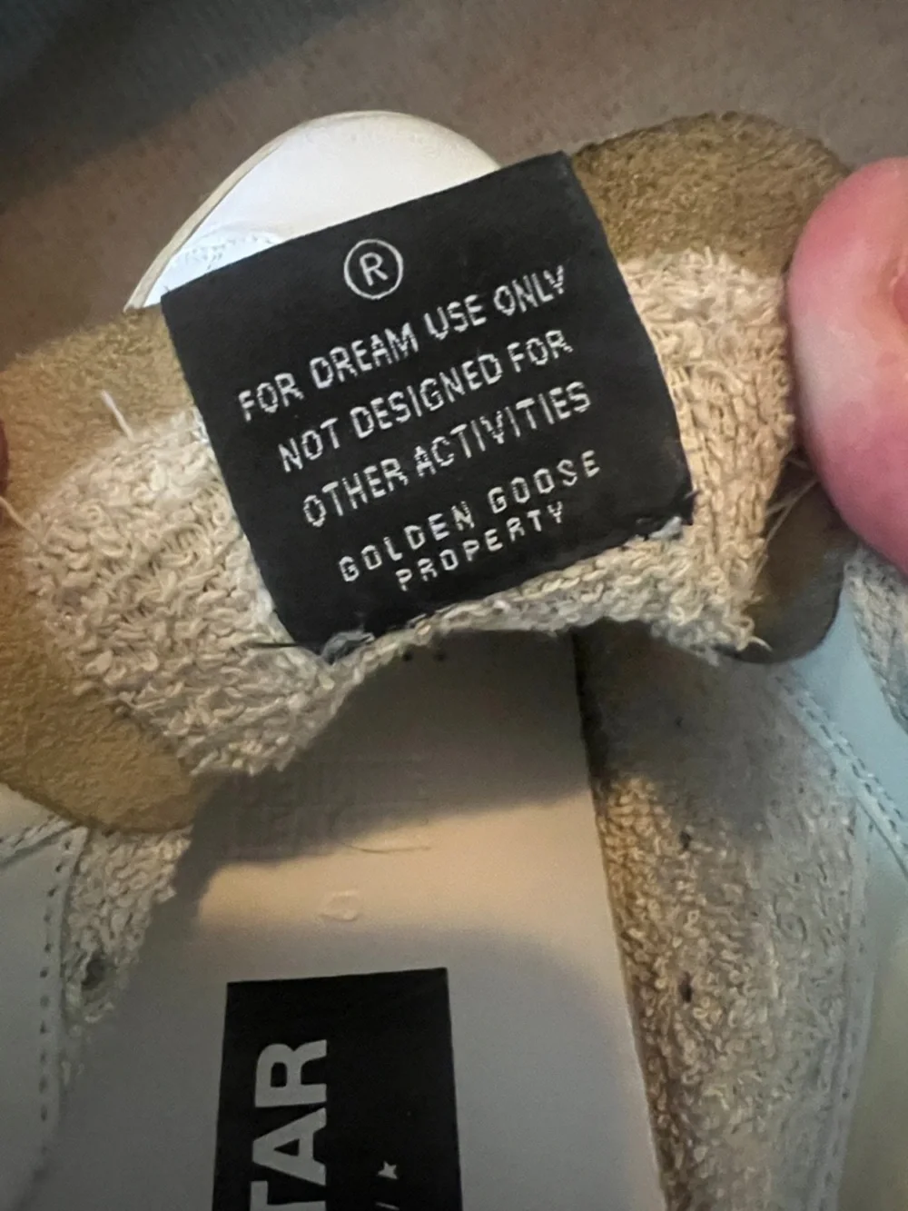 Golden Goose Superstar White Sneakers Classic Style - Picture 5 of 5